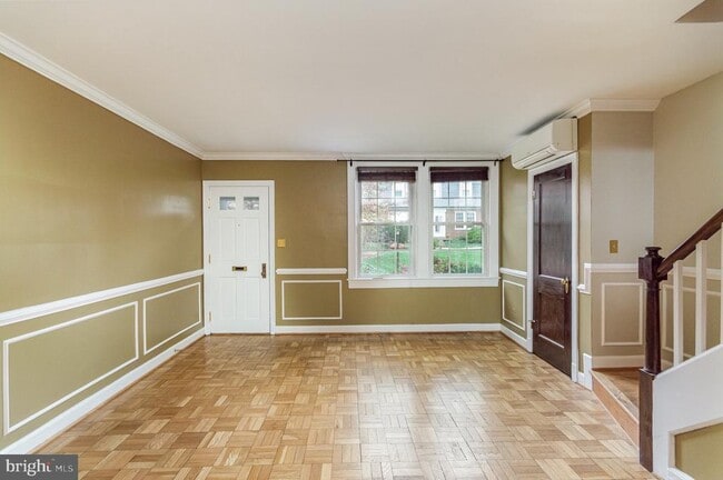 Photo - 2600 16th St S