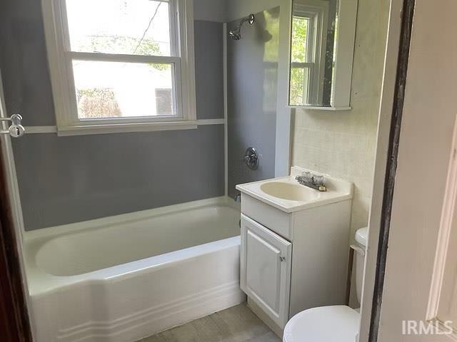 Photo - 2115 S Pershing Dr
