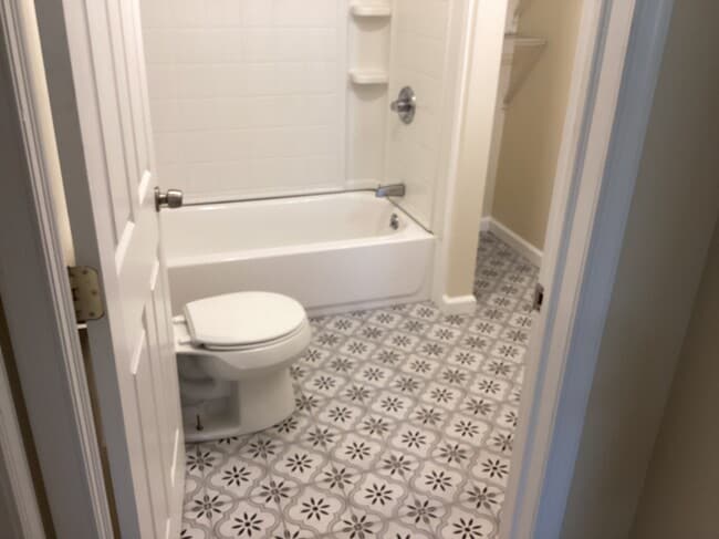 Photo - 633 Main St Unit 3