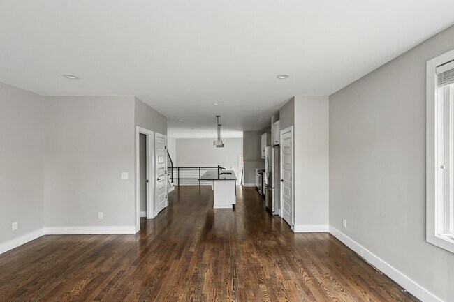 119 30th Ave