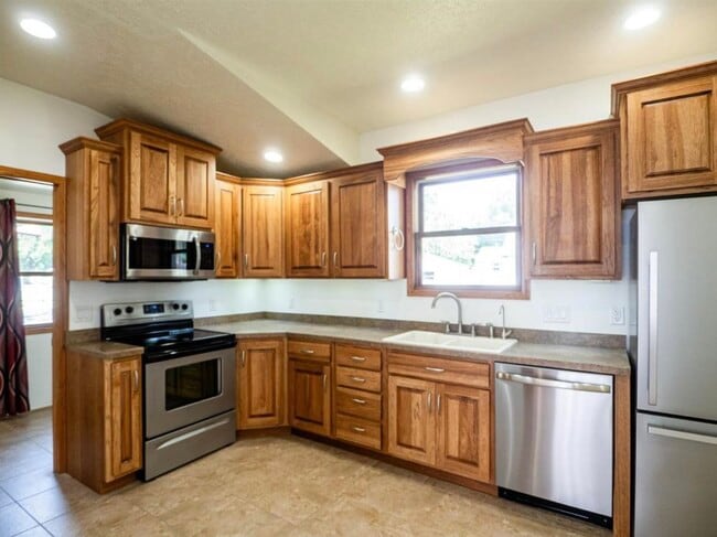 Photo - 400 S 14th St