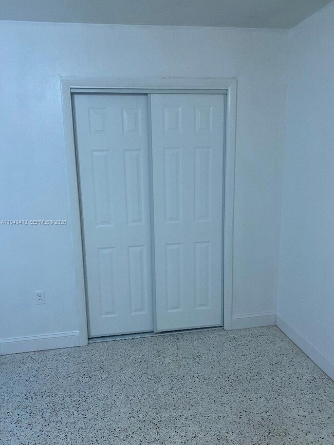 Photo - 626 NE 61st St Unit 5