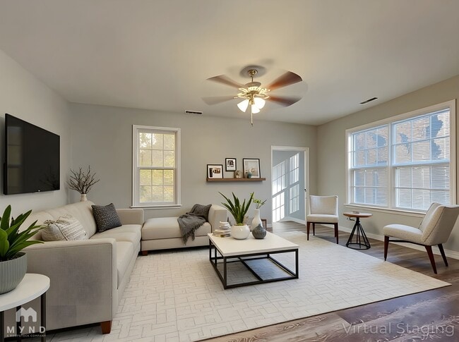 Photo - 1334 Reid St