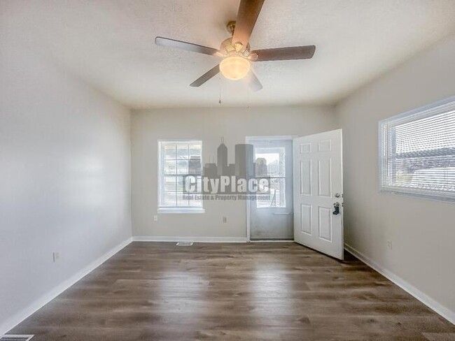 Photo - 2101 Ringgold Ave