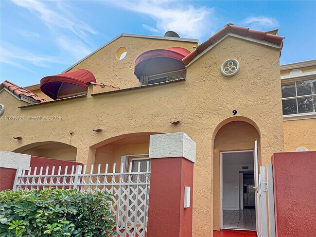 Building Photo - 8515 NW 3rd Ln Unit 1109