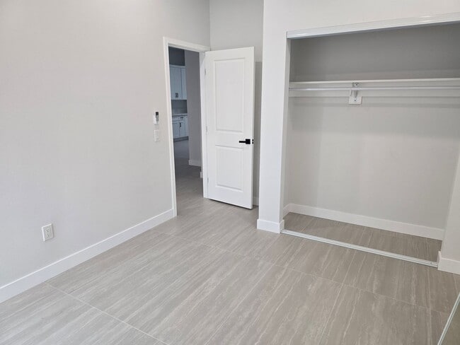 Building Photo - 12685 Aristocrat Ave Unit B - 2 BED & 1 BATH