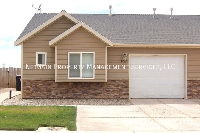 Building Photo - 2097 N 550 W