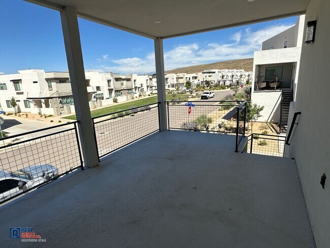 2 Bedroom Lockoff in Desert Color - 2 Bedroom Lockoff in Desert Color