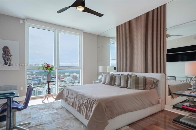 Building Photo - 2020 N Bayshore Dr Unit 3607