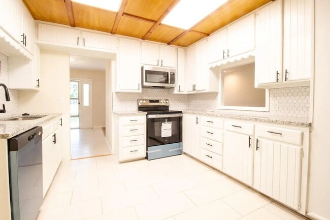 Photo - 4 Bedroom 3 Bathroom 2 Car Garage