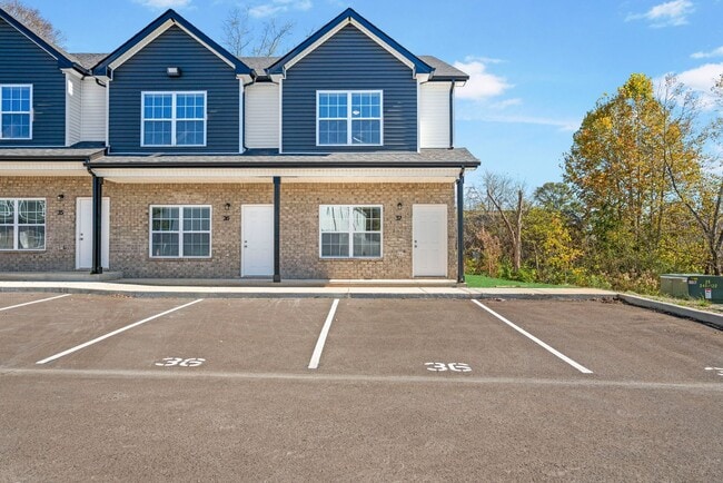 Needmore Creek Townhomes - Needmore Creek Townhomes Unidad Needmore Creek | New 3BR/3BA Townhome