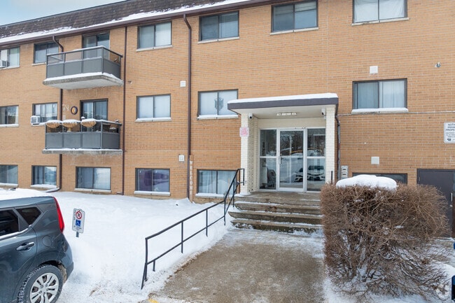 Photo - 130-150 Christopher Drive