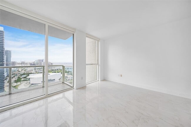 Photo - 244 Biscayne Blvd Unit 3704