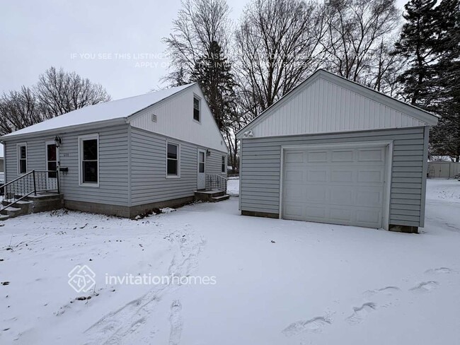 Photo - 6709 Channel Rd NE