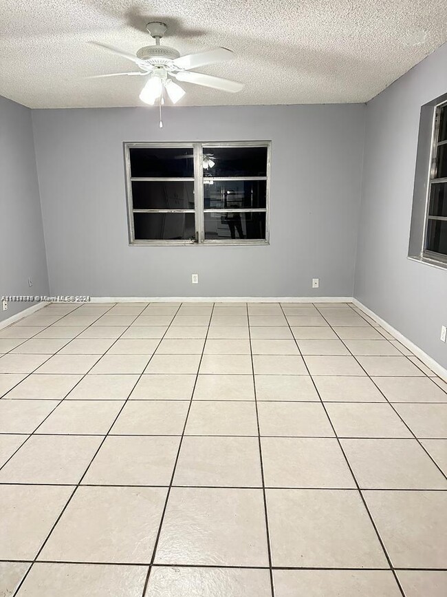 Photo - 4524 SW 54th St Condo Unit 605-W