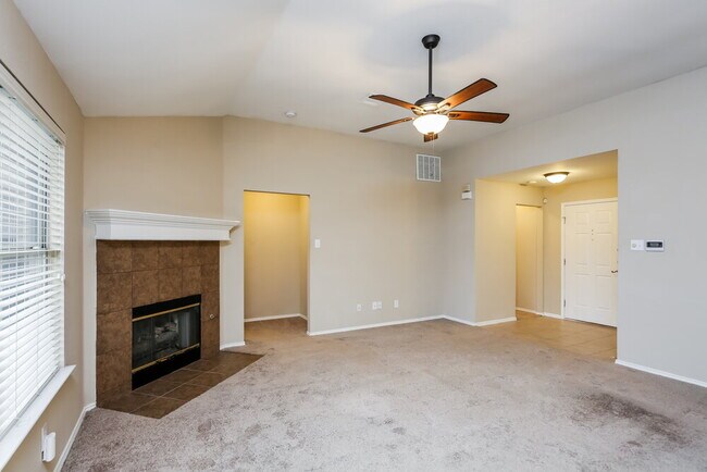 Photo - 1037 Harriman Dr
