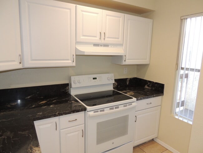 Photo - 1127 D Ave