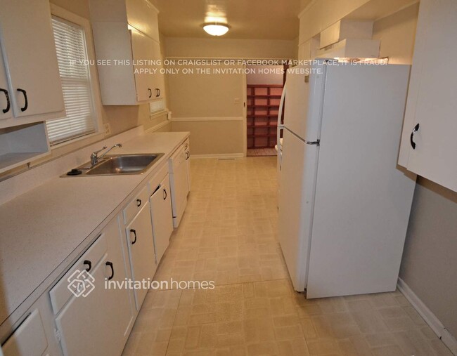 Photo - 3826 Conway Ave