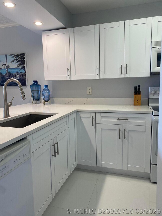 Photo - 14 Royal Palm Way Unit 106