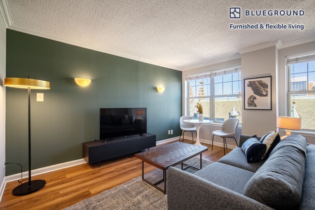 Photo - 1325 15th St NW Unidad FL6-ID124