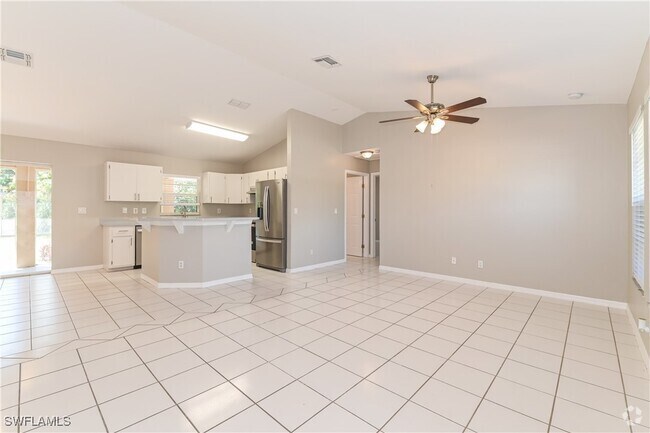 Building Photo - 610 SW 27th Terrace Rental