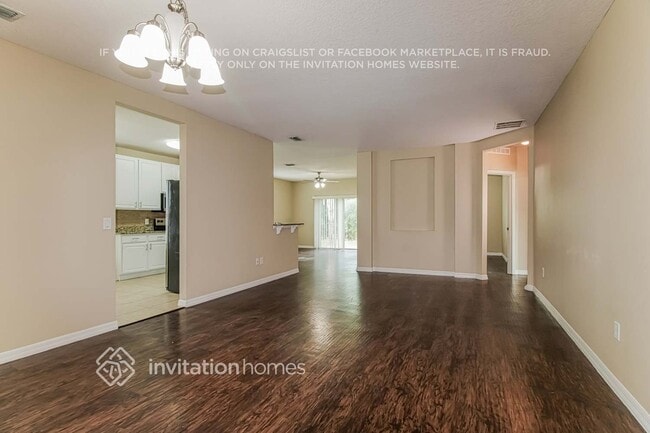 Photo - 6233 Radford St