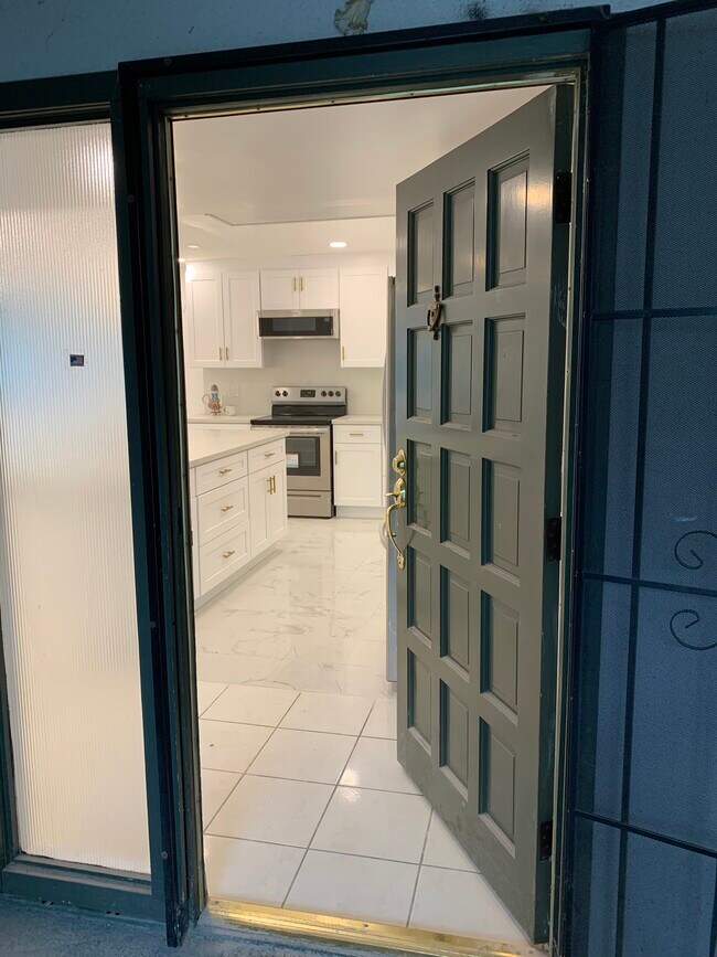 Photo - 5301 Balboa Blvd Unit F7