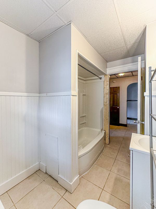 Photo - 1027 Woodlawn St