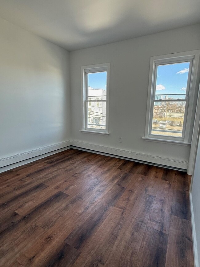 Building Photo - 85 Kearney Ave Unit 3