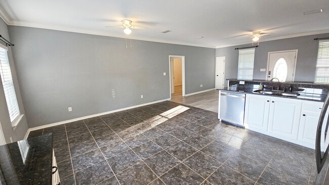 Photo - 22210 7th St