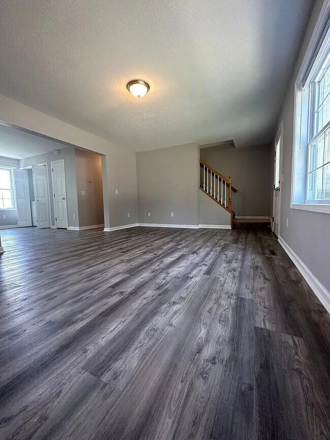 Photo - 3332 Yellow Sulphur Rd