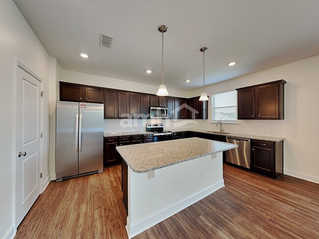 Photo - 109 Garrison Grv Ct