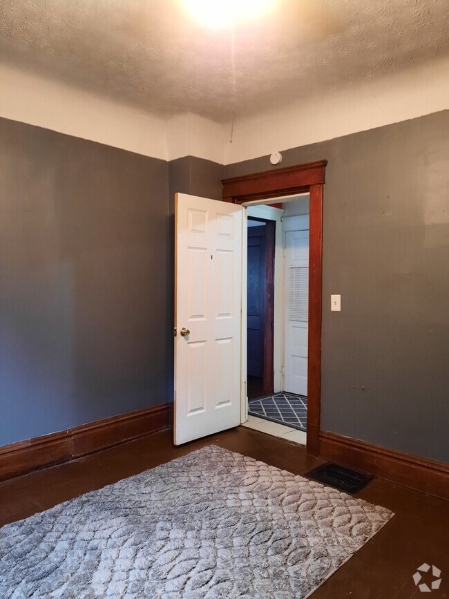 suite#1 -bedroom - 249 8th St Rental