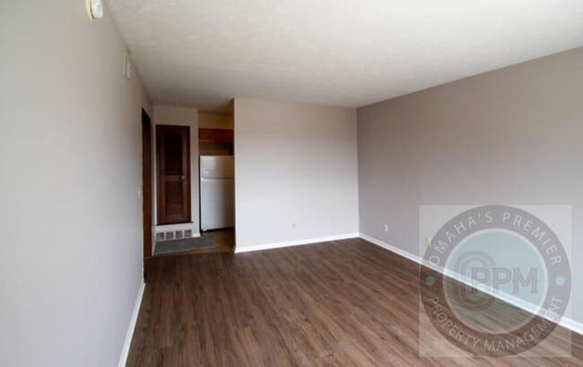 Photo - ALANSCO 1016 N 47 Ave