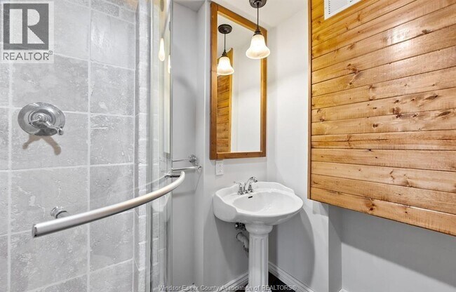 Photo - 3418 Deerbrook Dr