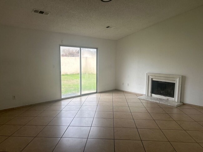 Photo - Coming soon-  Spacious 3 bed/2bath Single Family home in Delano!!