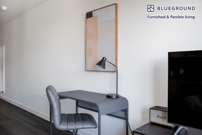 Photo - 118 Broadway E Unit FL5-ID598