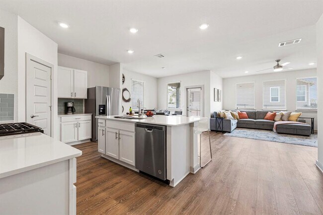 Photo - 201 Merrick Rd