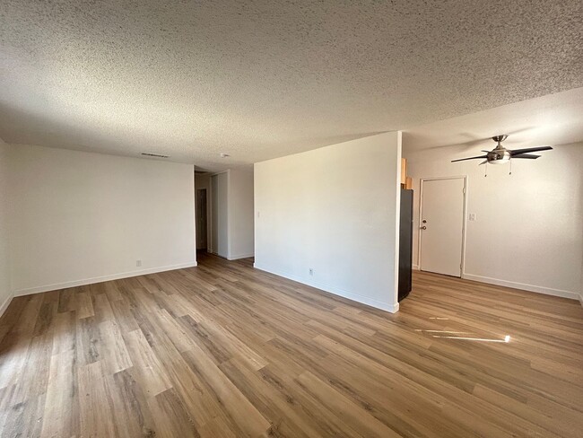 Photo - No HOA! 3 Bedroom 2 Bathroom House!