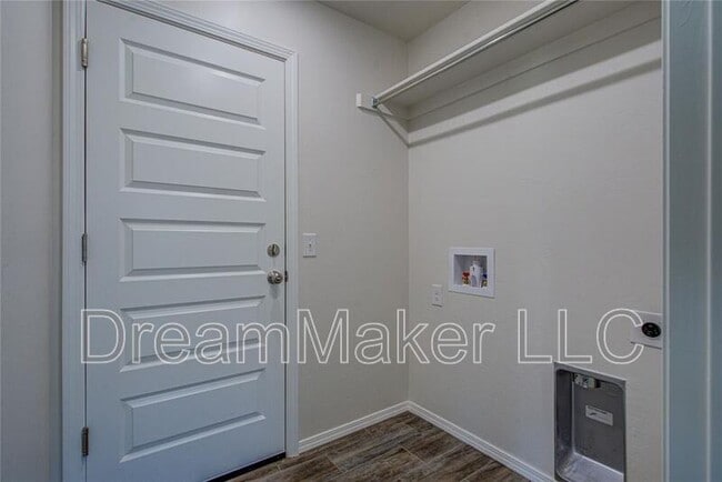 Photo - 2328 27th Ct