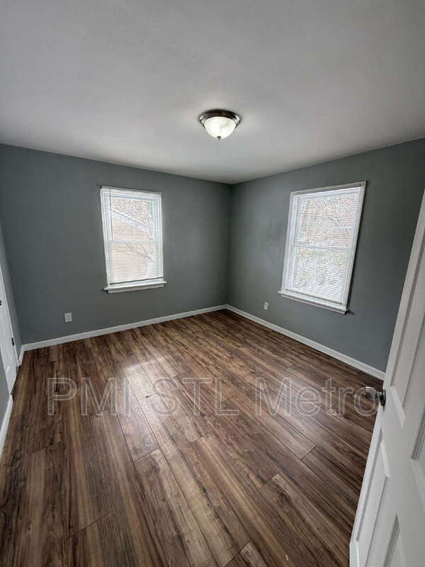 Photo - 9729 Lorna Ln