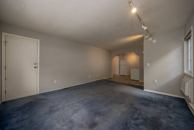 Photo - 219 Fox Run Ln