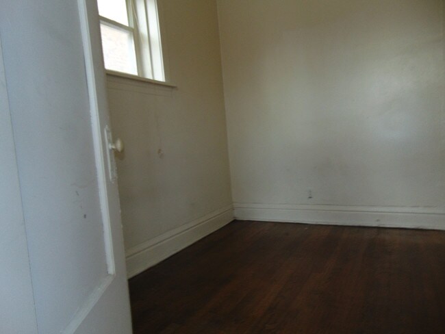 Photo - 7342 S Harvard Ave Unidad 2