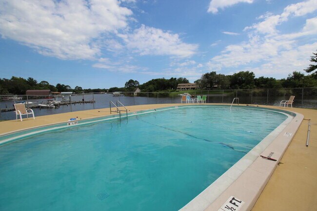 210 Pelham Rd Unit 203B