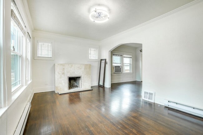 Photo - 848-852 S Logan St. Unit #848