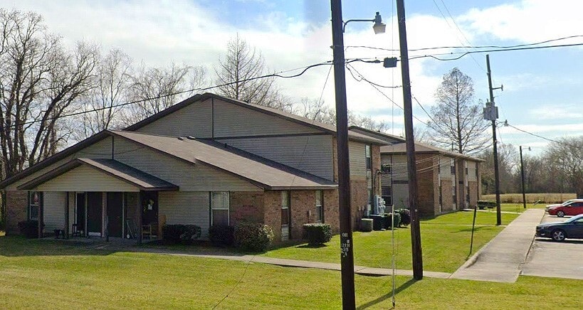 Photo - 114 Acadian Pl