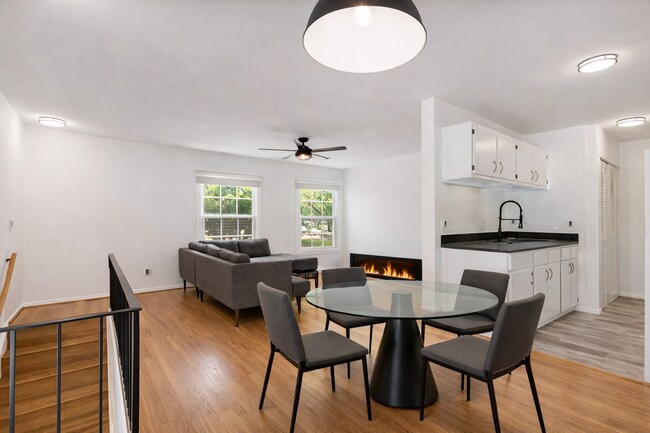 Open floorplan - 1277 Pearl Ave Unit 1277 Pearl Ln  D