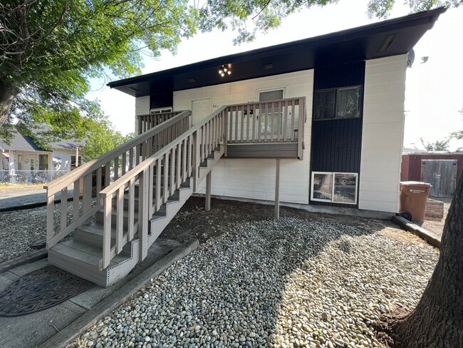 Photo - 847/849 3rd St. Unit 849