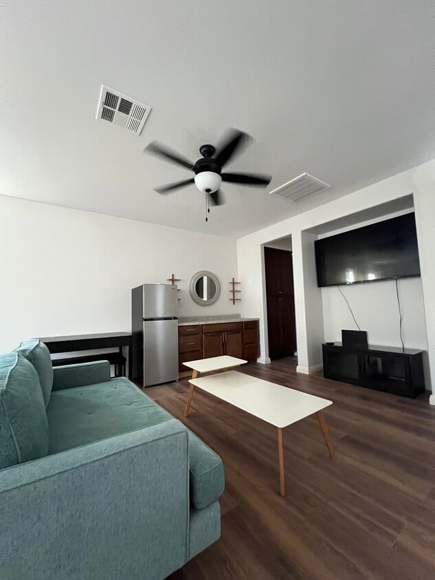 Photo - 3963 Ash St (Lake Elsinore, CA)
