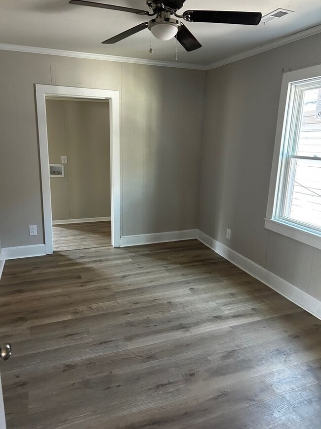 Photo - 608 Cottage St